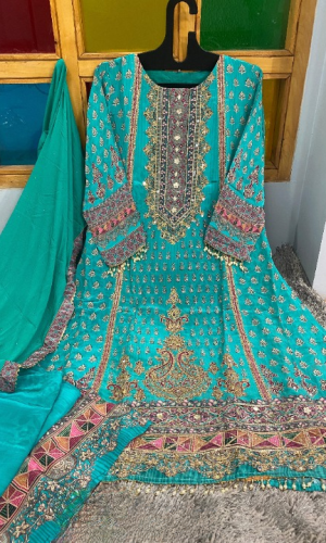 Pure Crepe Luxury Piece