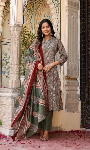 Glam Hand Block Piece
(Medium to Small Fit)