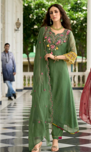 Gorgeous Green Premium Quality Set