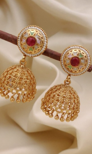 Regal Jhumkas