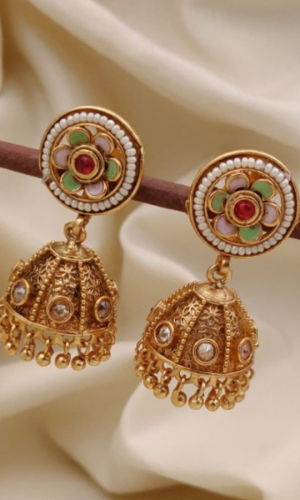 Premium Jhumkis
High Quality Brass