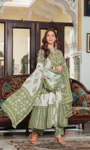Dreamy Anarkali