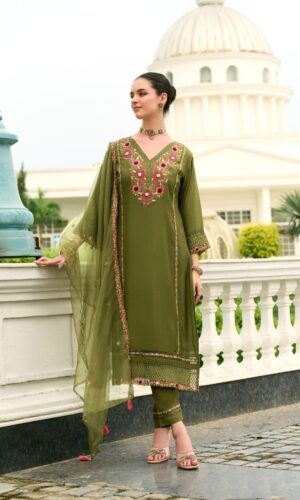 Pure Mull Chanderi Kurti Set With Hand-Embroidered Details