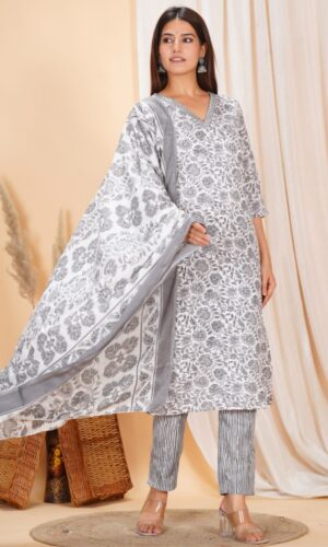 Hand-Detailed Grey Cotton Ensemble With Traditional Block Motifs